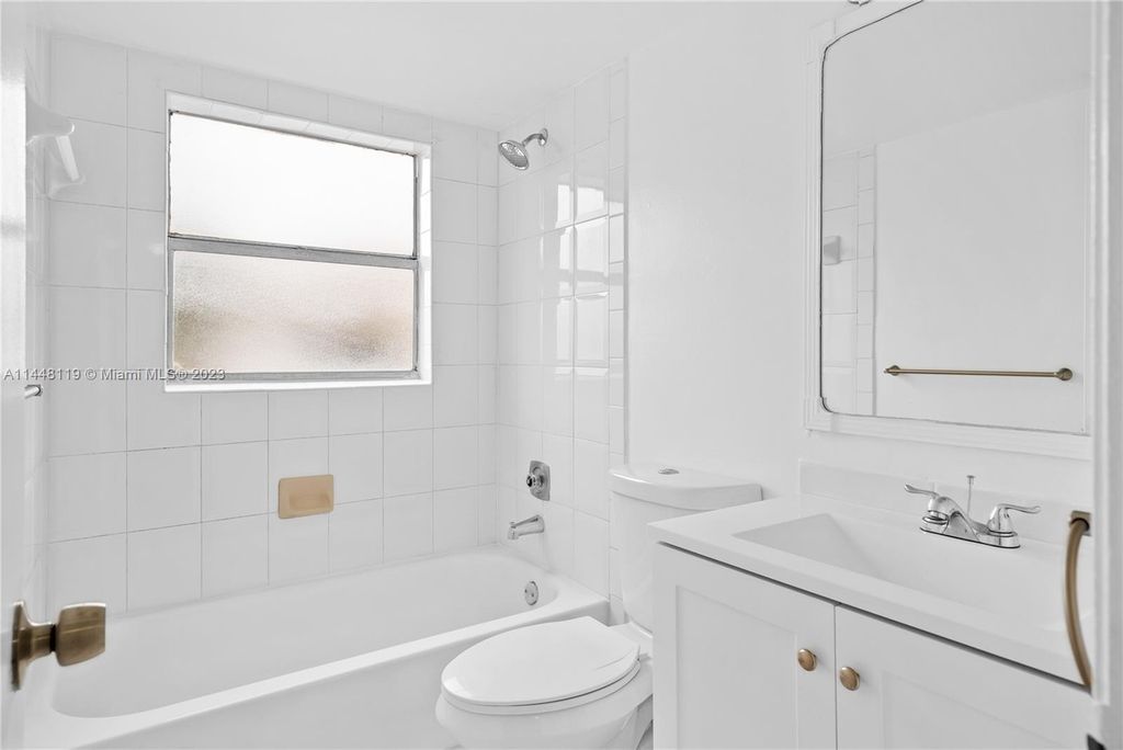 Photo of 1033 Twin Lakes Dr #27-D, Coral Springs, FL 33071 (MLS # A11448119)