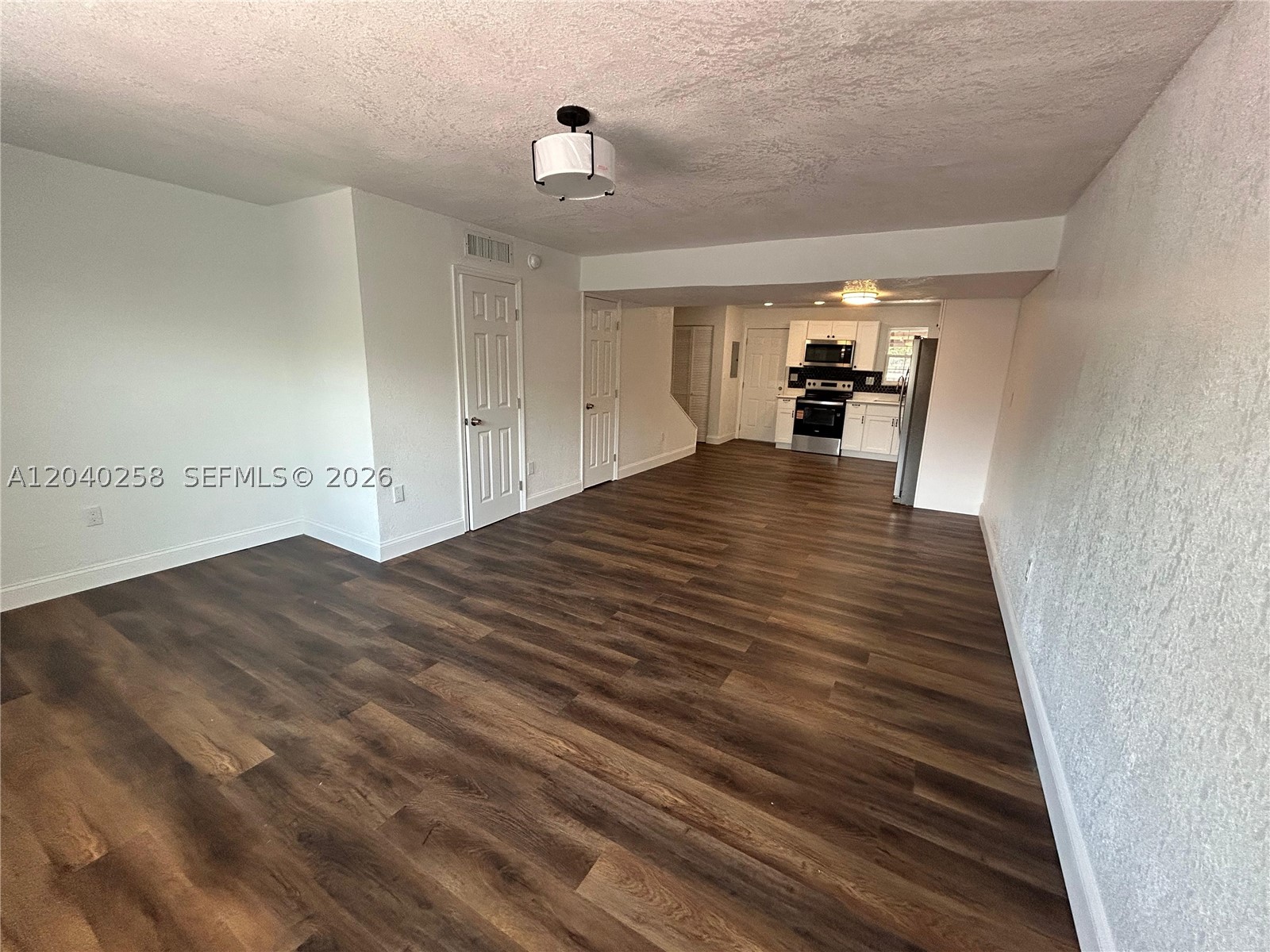 1450 NE 151st St 101