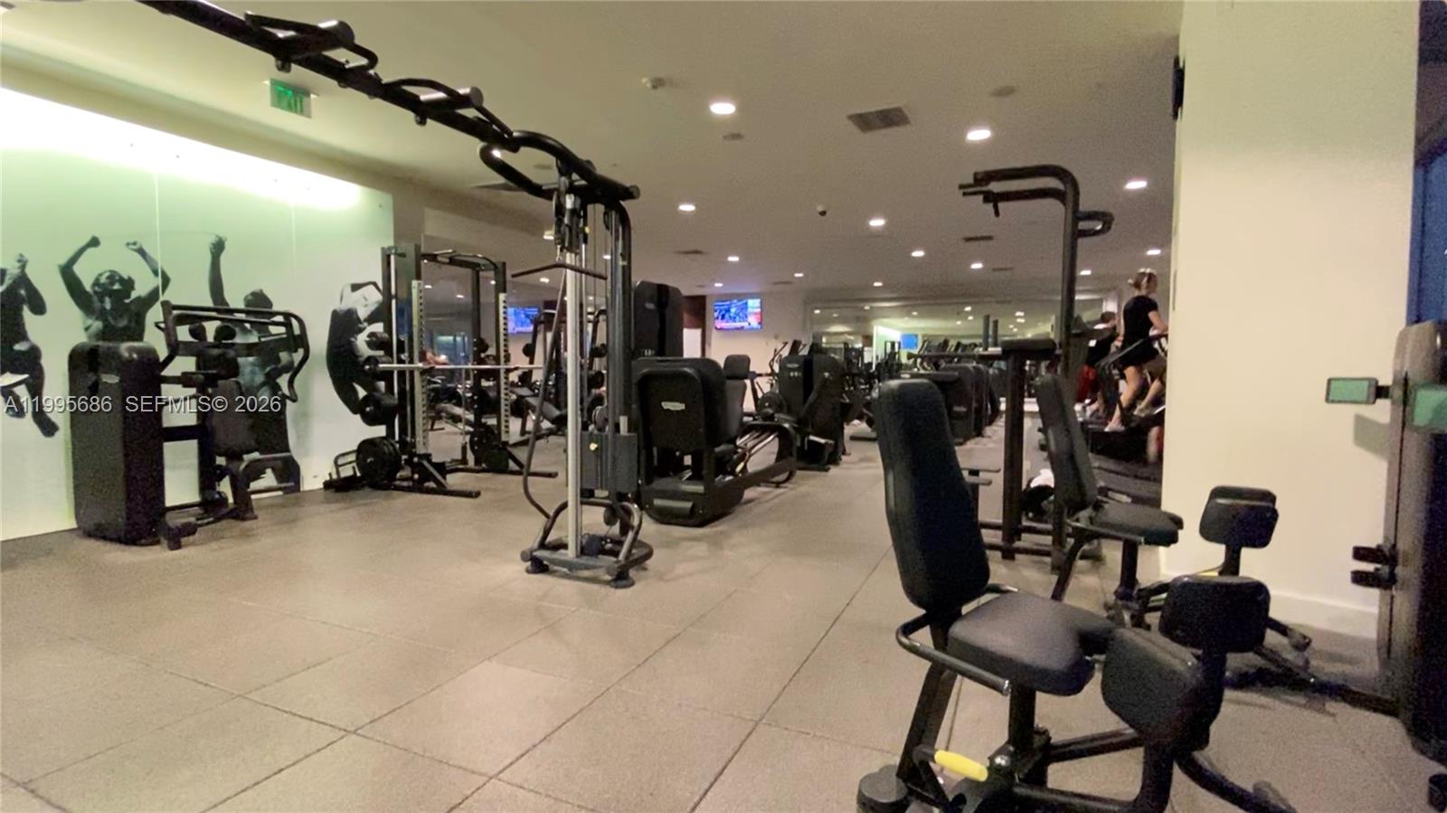 ICON BRICKELL NO TWO - Residential