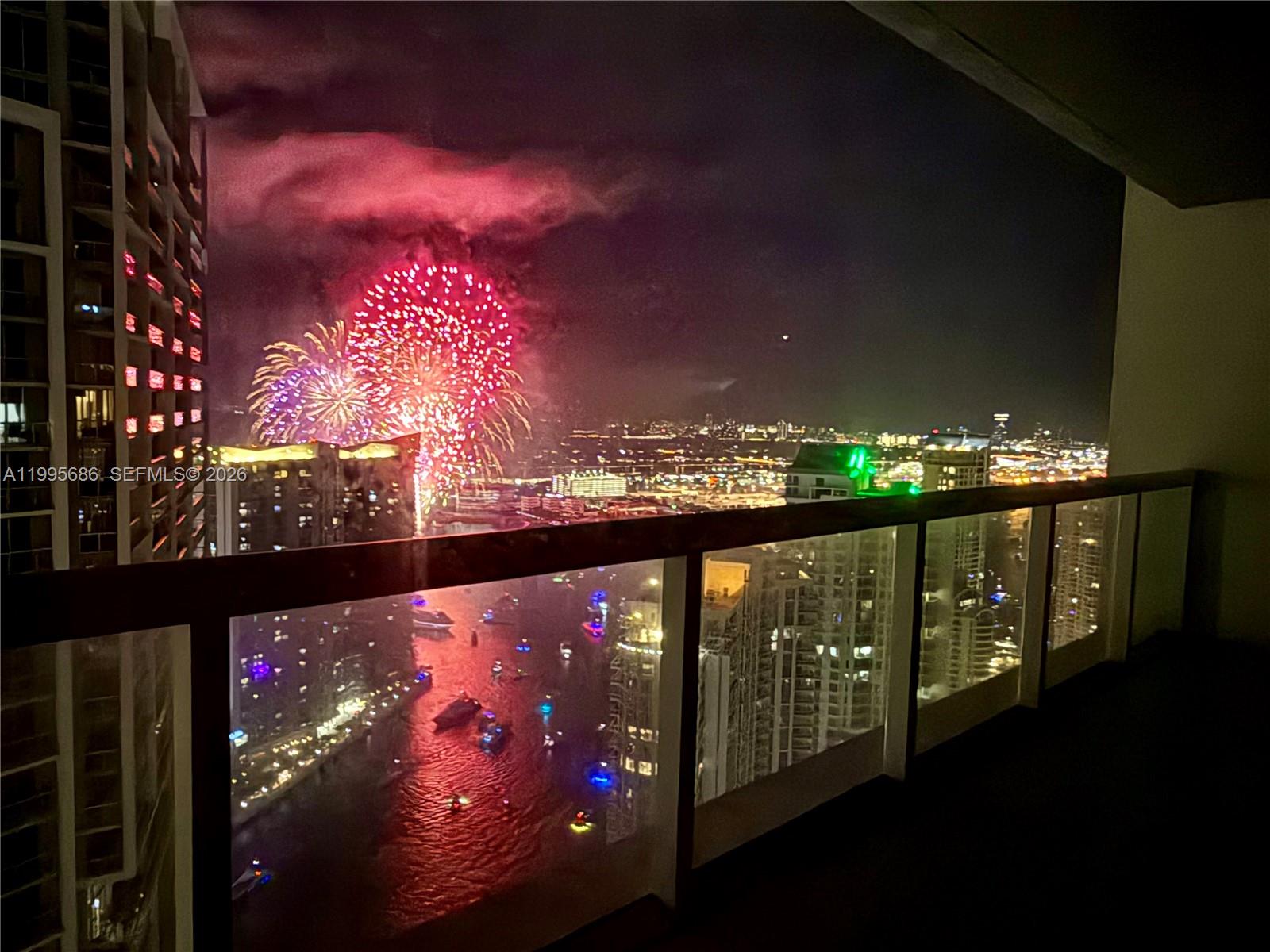 ICON BRICKELL NO TWO - Residential