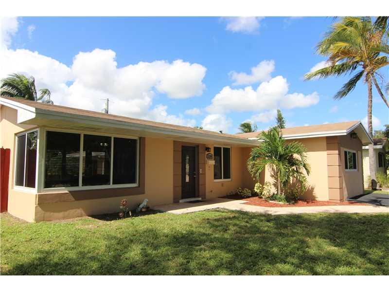 HOLLYWOOD HILLS 6-22 B - Residential