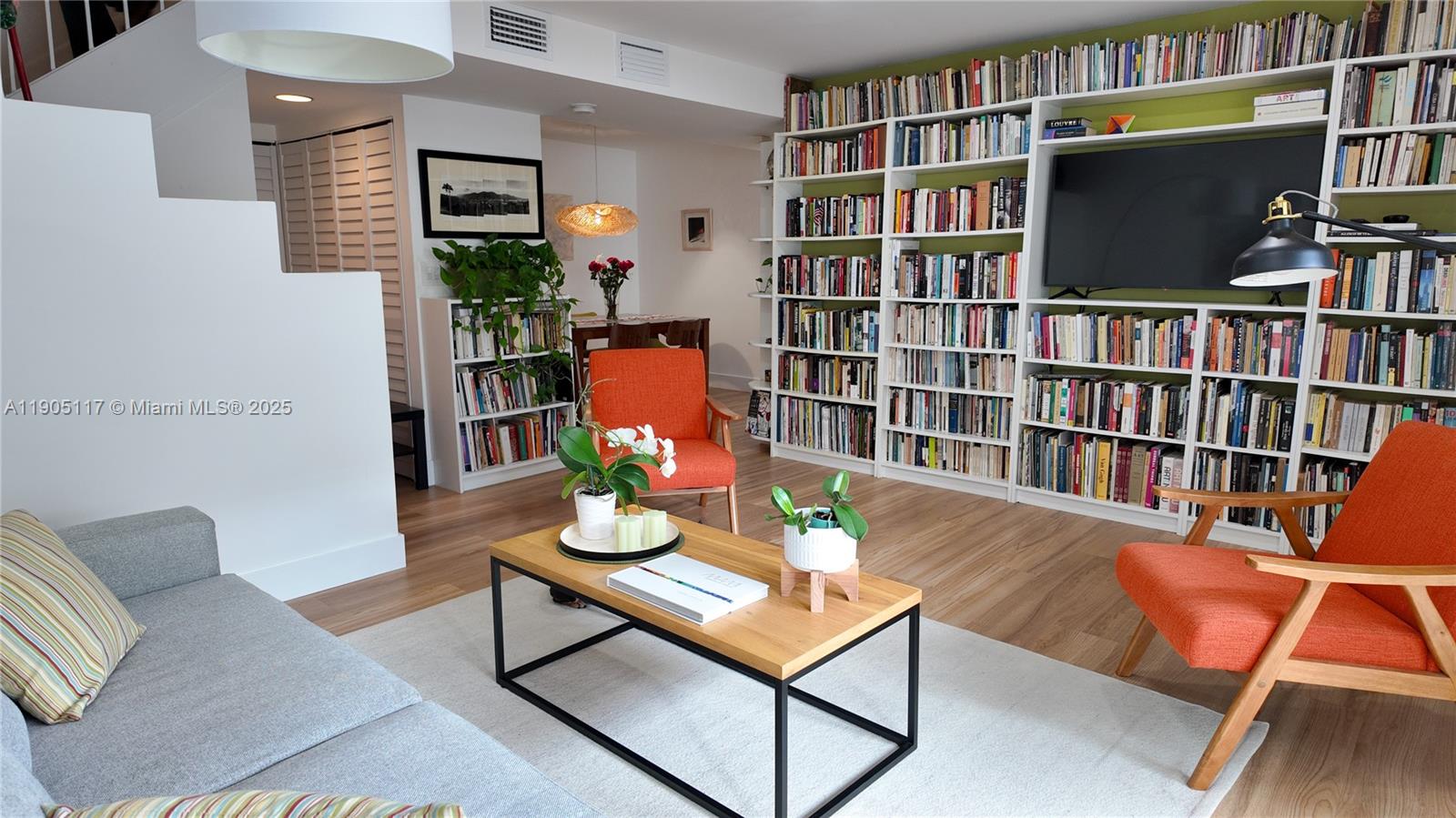 GABLES POINT II CONDO - Land