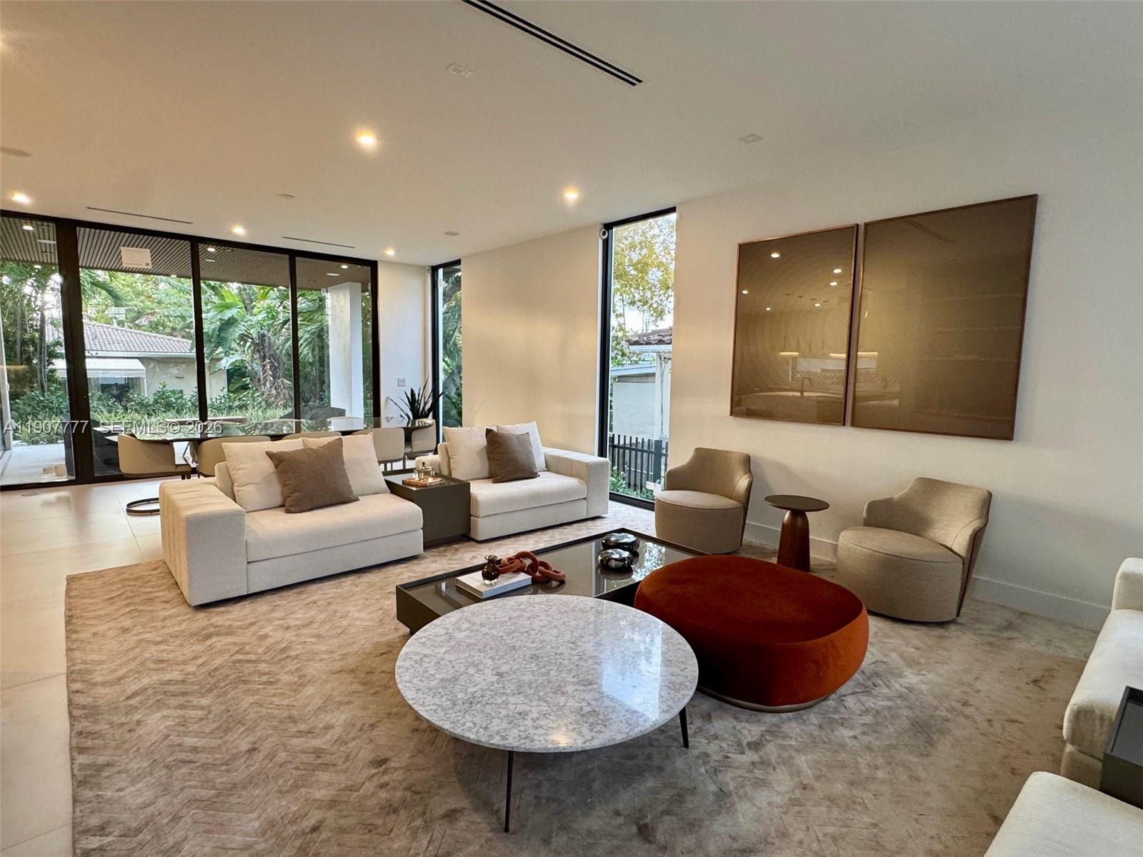 ALTOS DEL MAR NO 4 - Residential