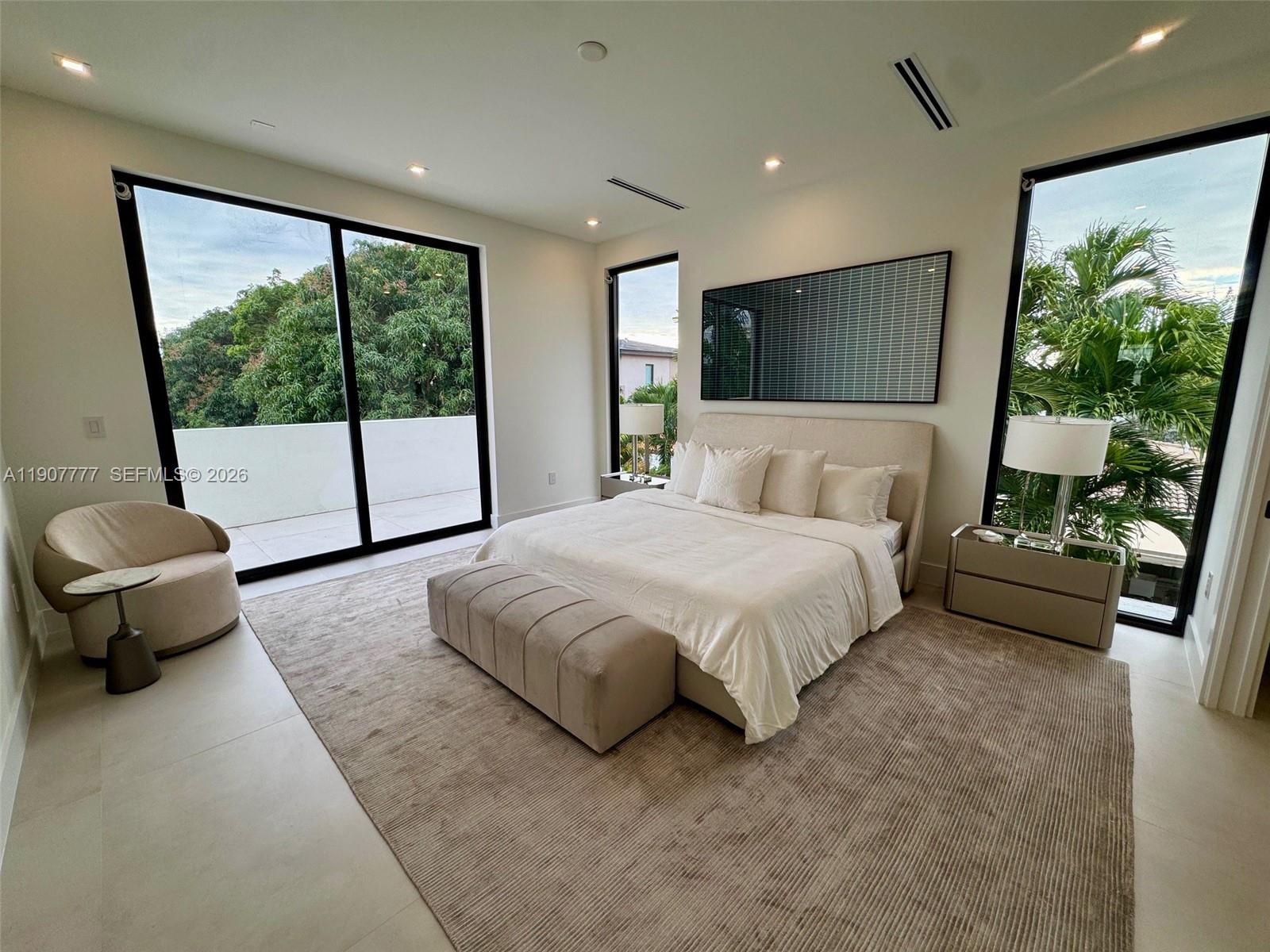 ALTOS DEL MAR NO 4 - Residential