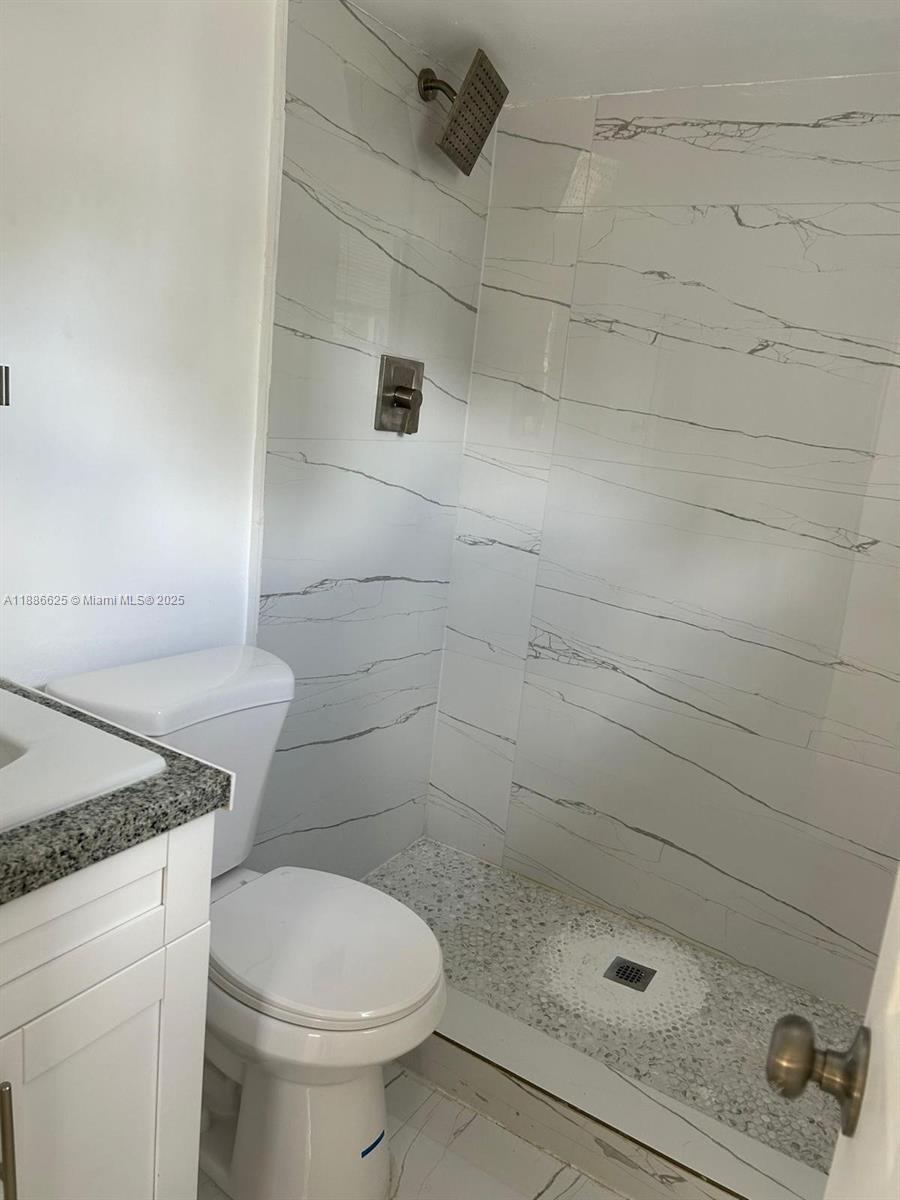 BISCAYNE PARK TERRACE CON - Residential