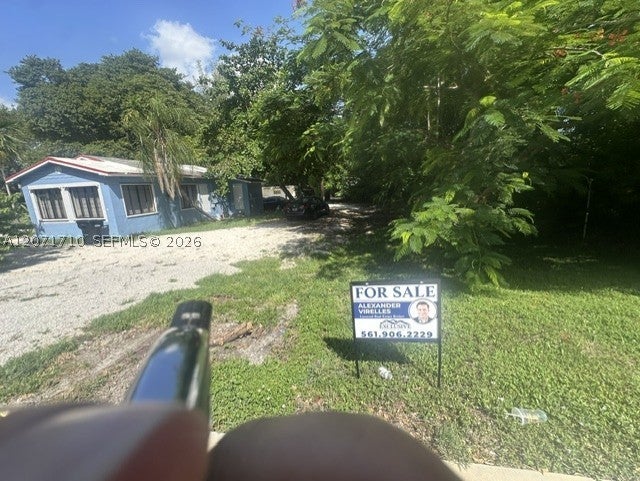 12040 W Dixie Hwy