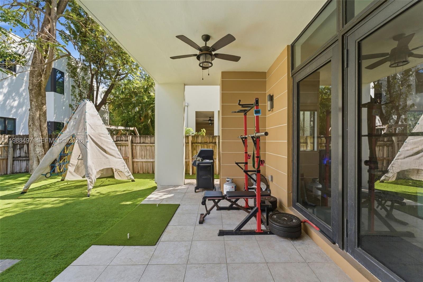 URBAN VILLAS AT THE GROVE - Residential