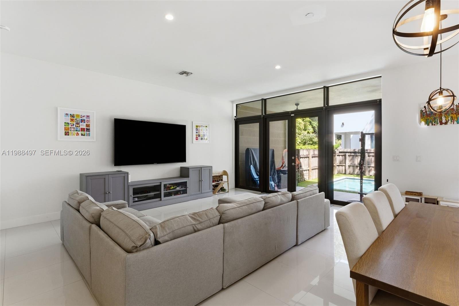 URBAN VILLAS AT THE GROVE - Residential