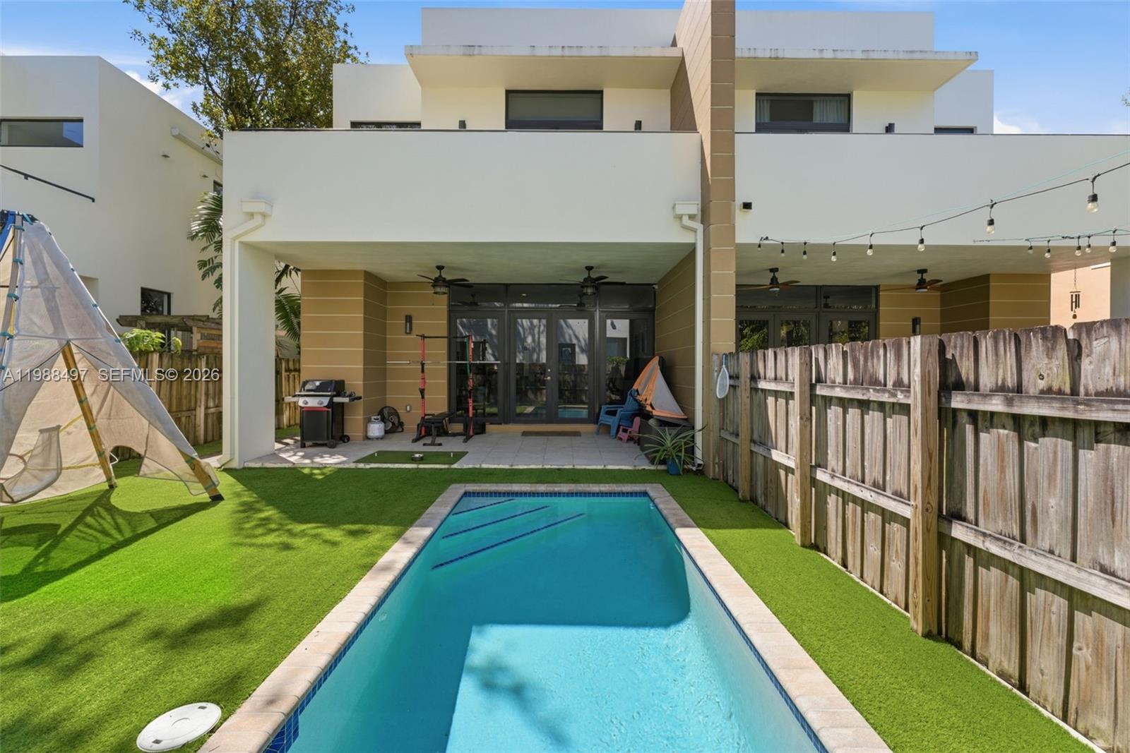 URBAN VILLAS AT THE GROVE - Residential