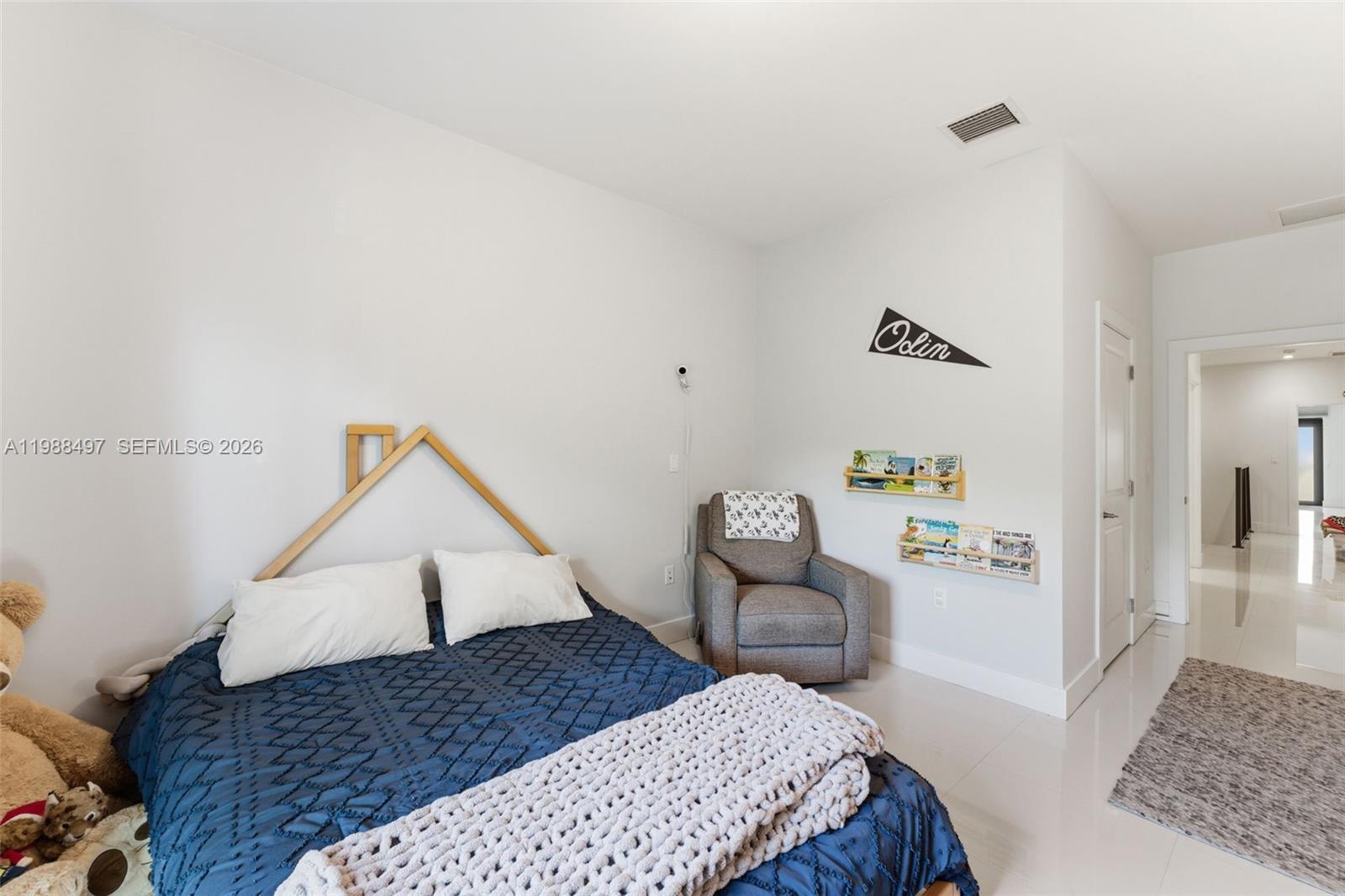 URBAN VILLAS AT THE GROVE - Residential