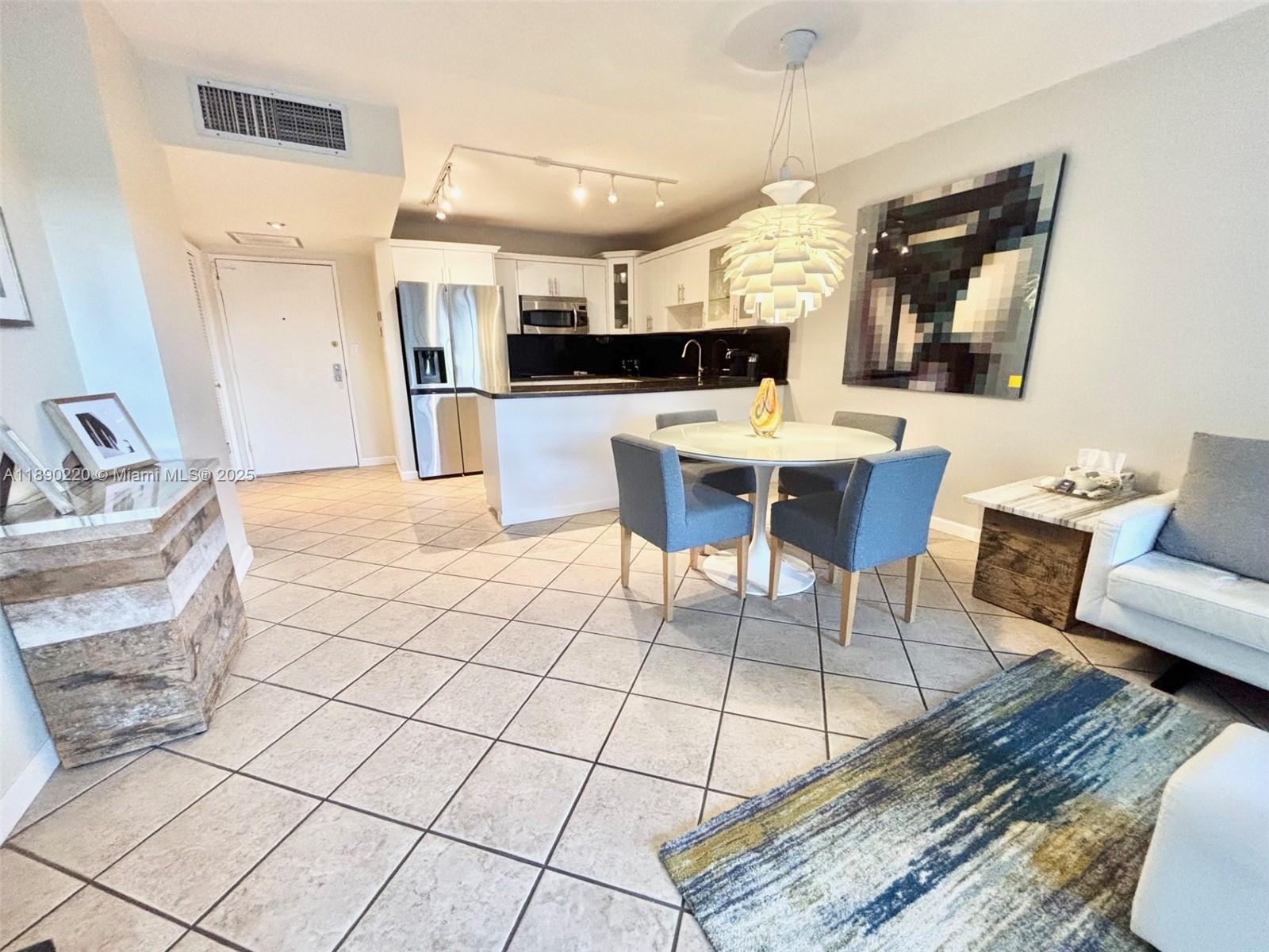 OLYMPUS CONDO PHASE - Residential