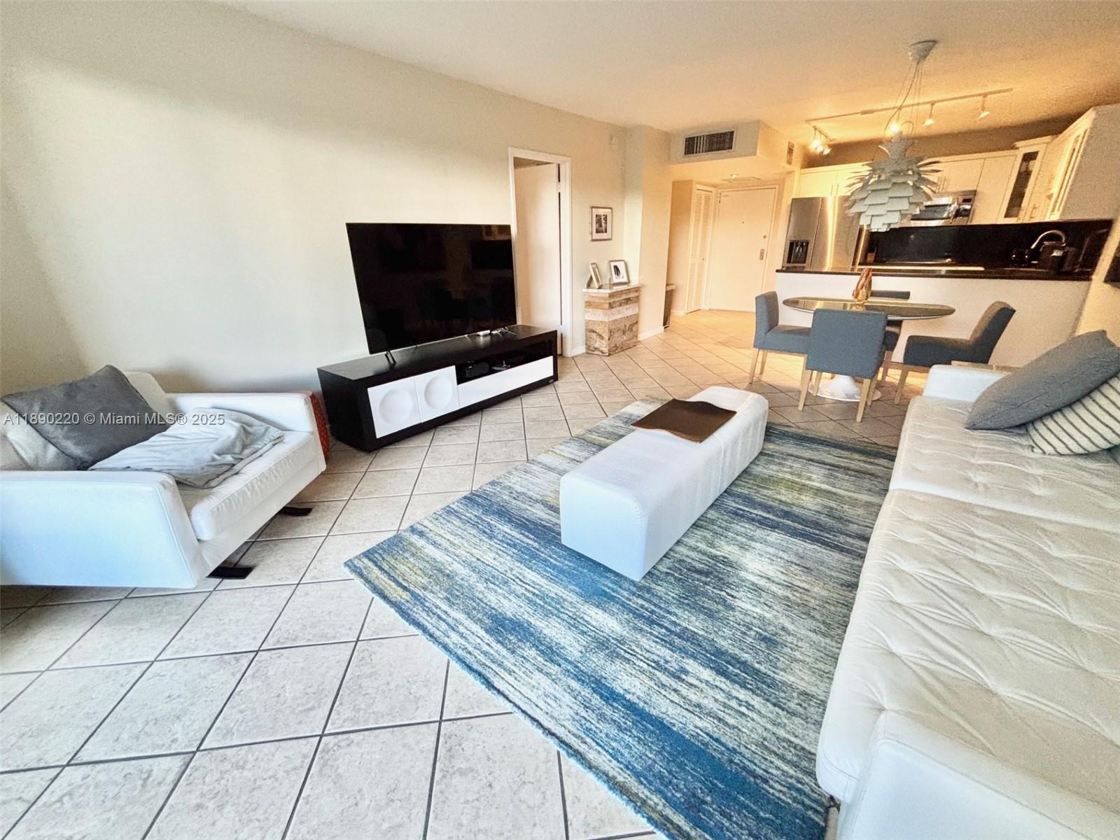 OLYMPUS CONDO PHASE - Residential