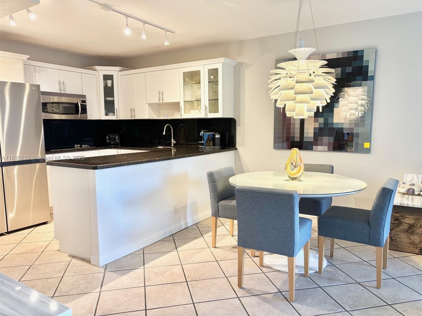 OLYMPUS CONDO PHASE - Residential