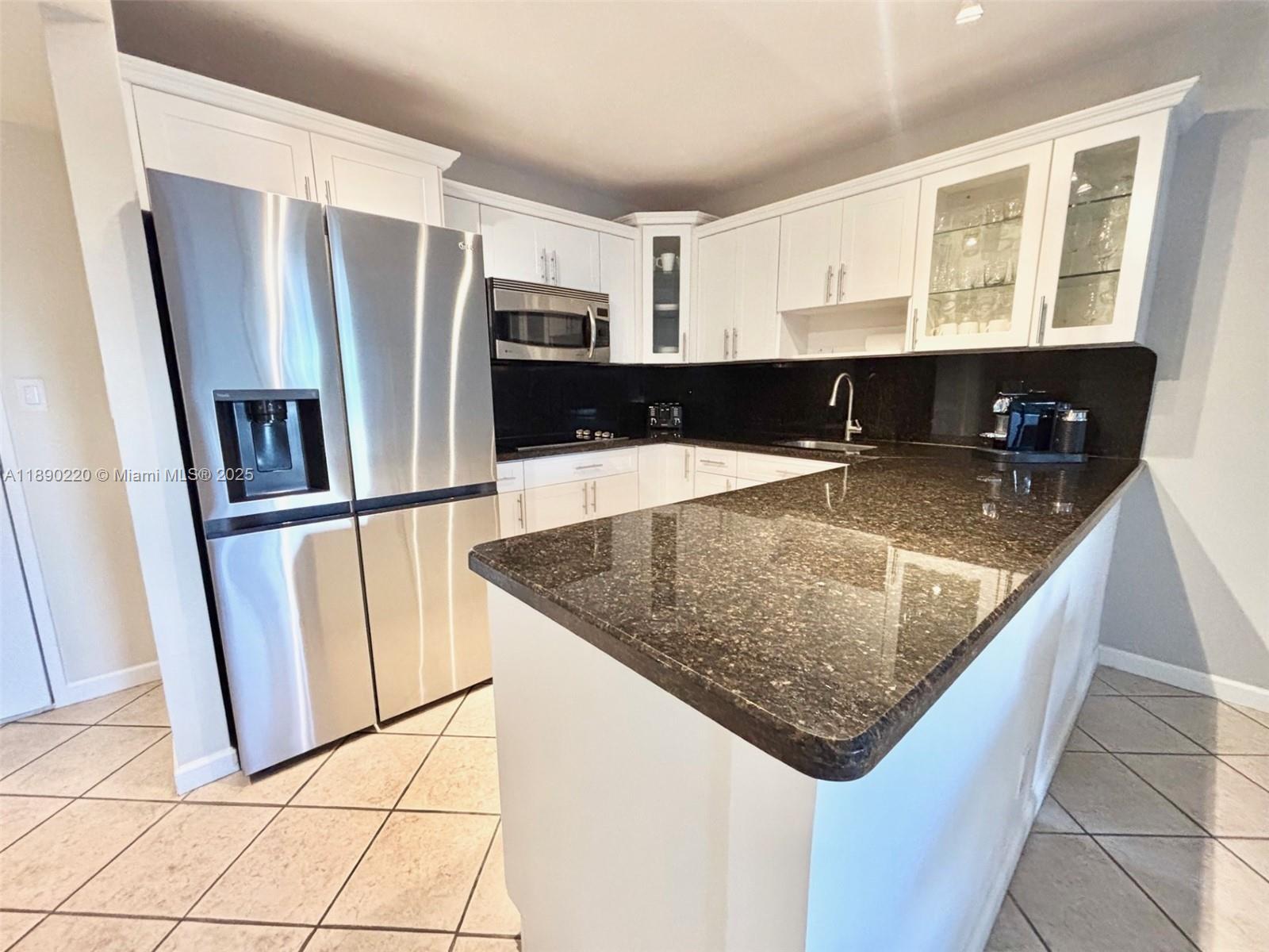 OLYMPUS CONDO PHASE - Residential