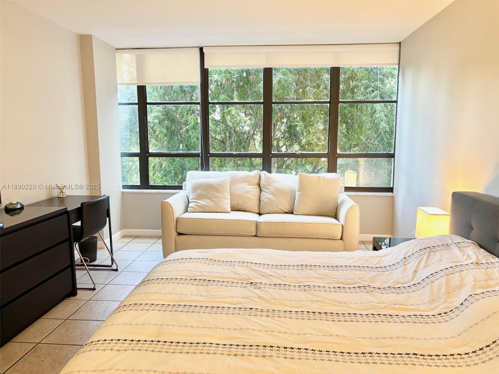 OLYMPUS CONDO PHASE - Residential