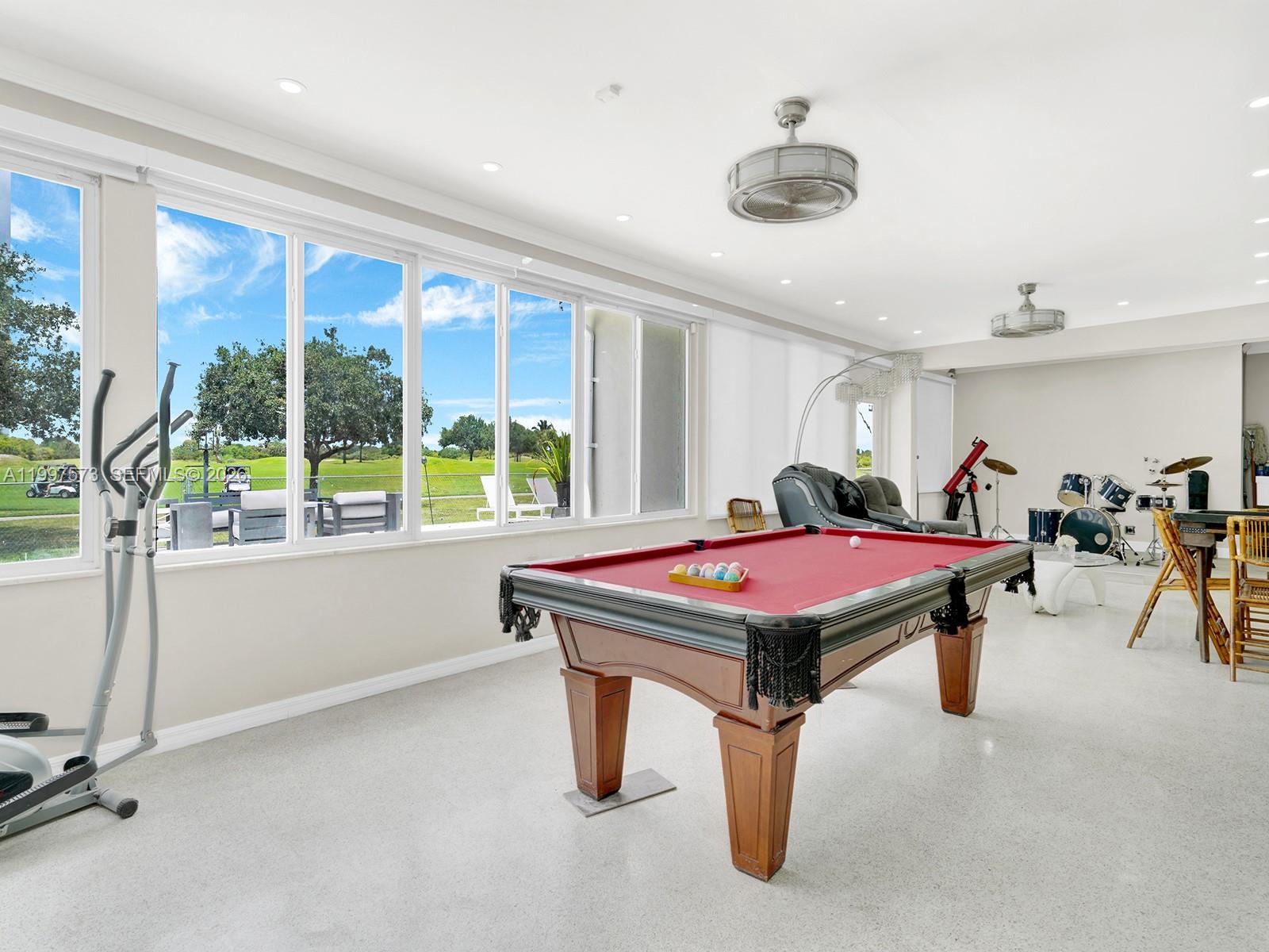 PLANTATION GOLF ESTATES - Residential