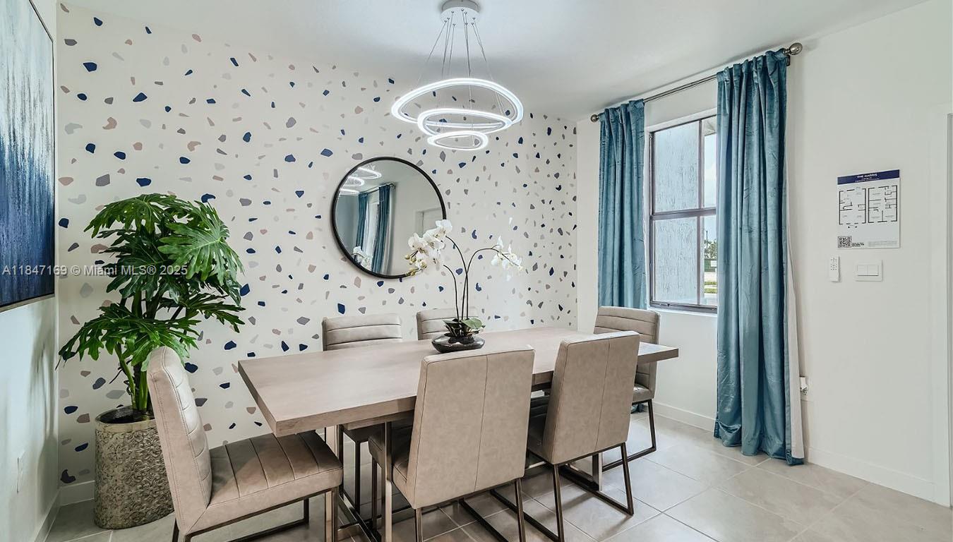 Palm Cay - Residential