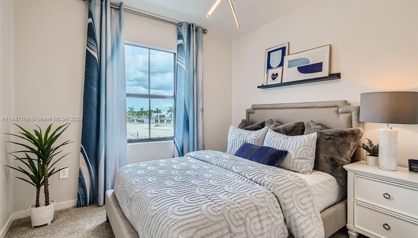Palm Cay - Residential