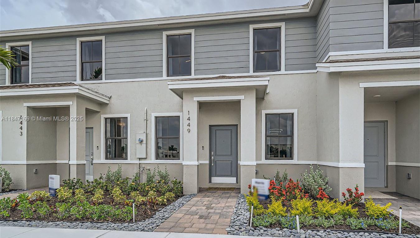 Palm Cay - Residential