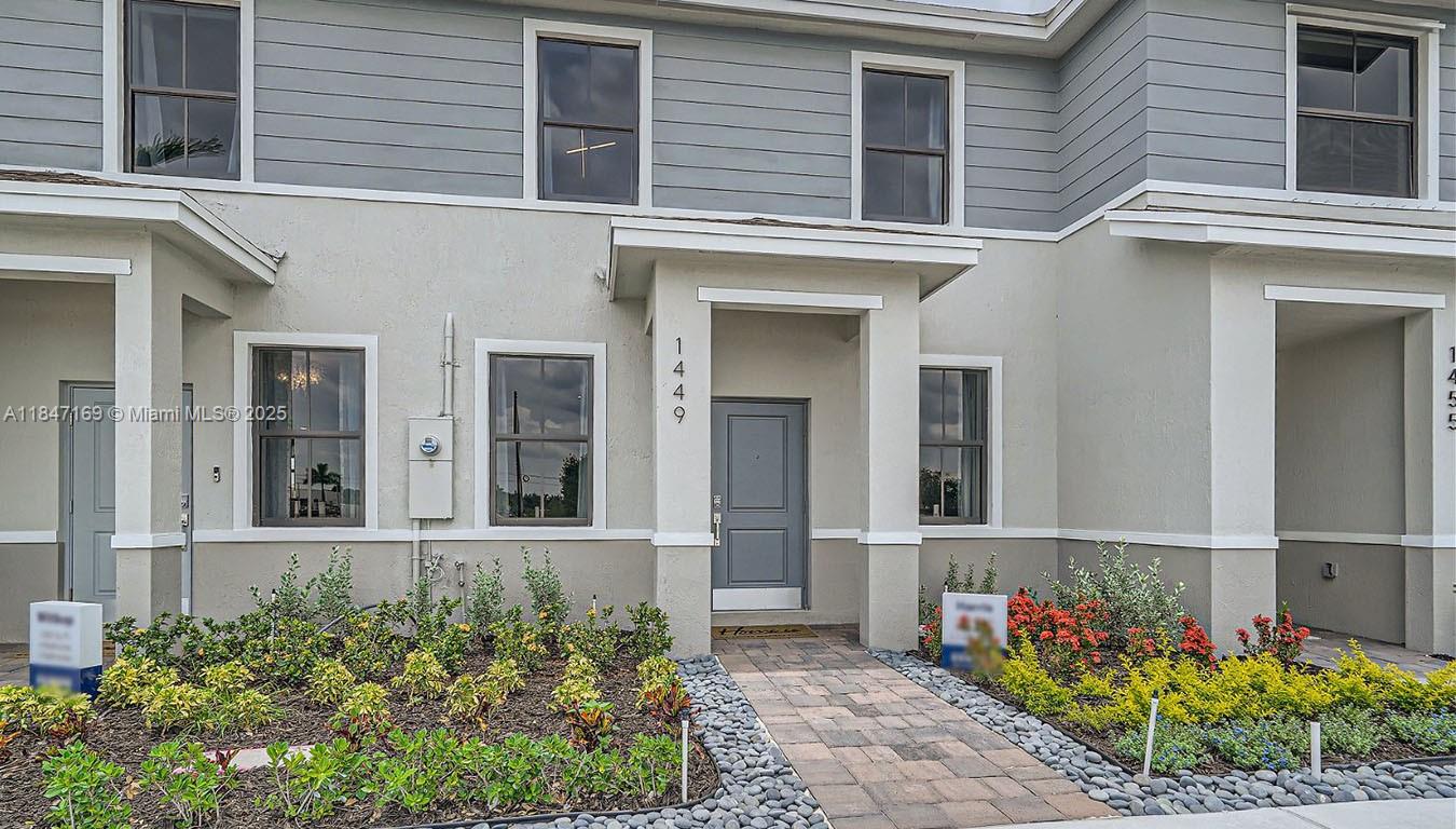 Palm Cay - Residential