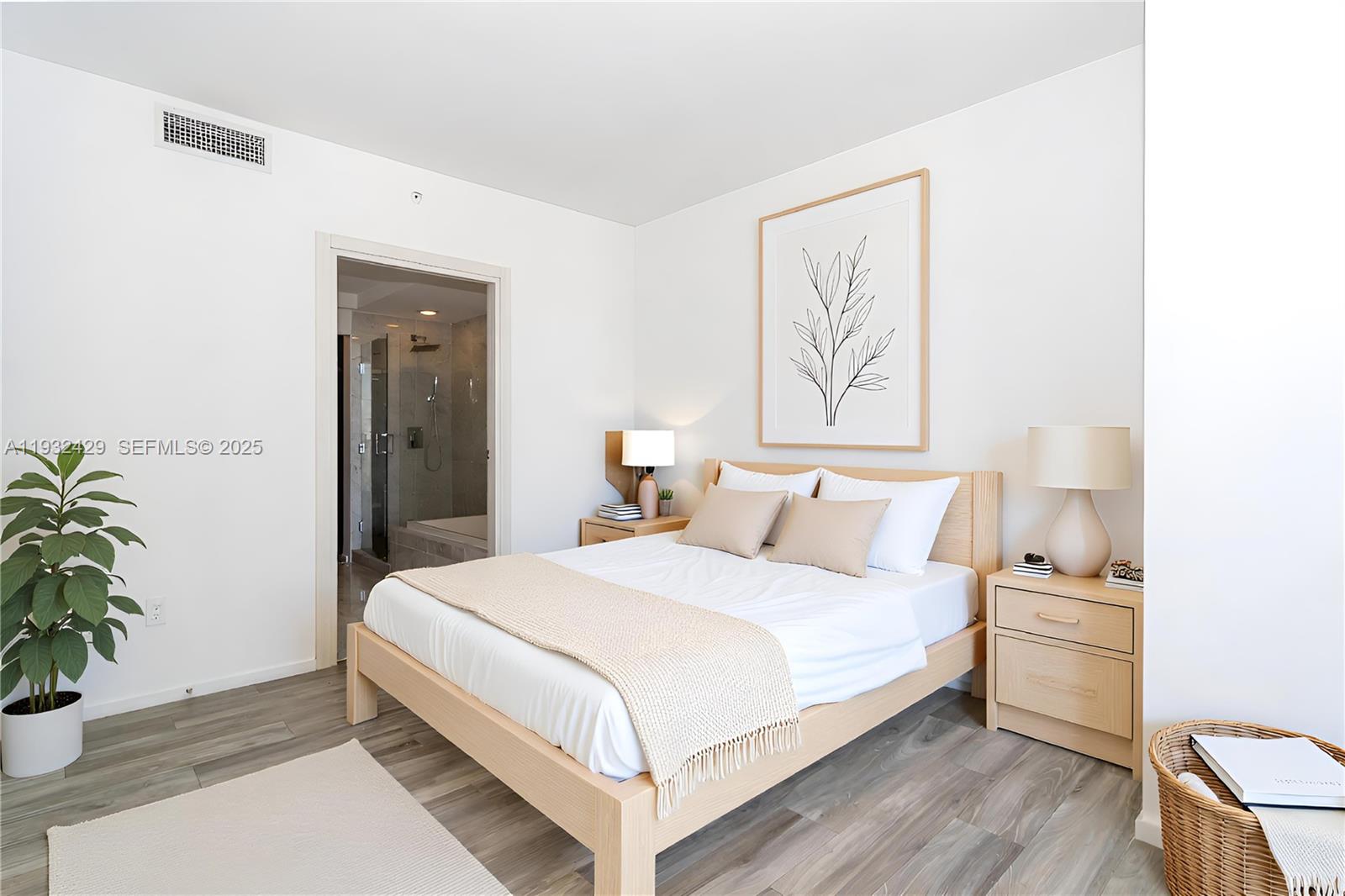 SLS LUX BRICKELL - Residential Lease