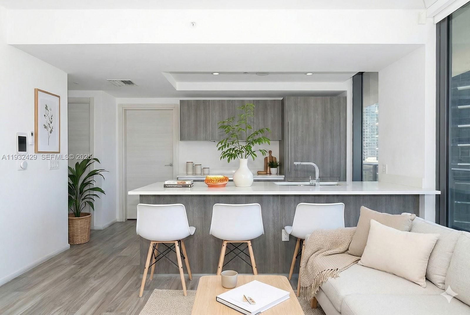 SLS LUX BRICKELL - Residential Lease