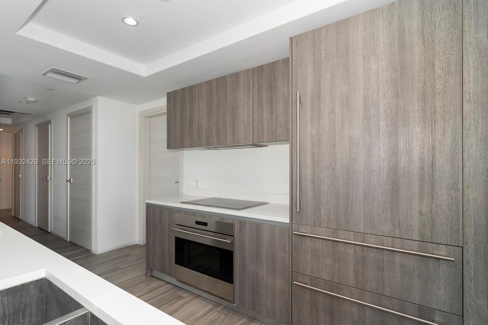 SLS LUX BRICKELL - Residential Lease