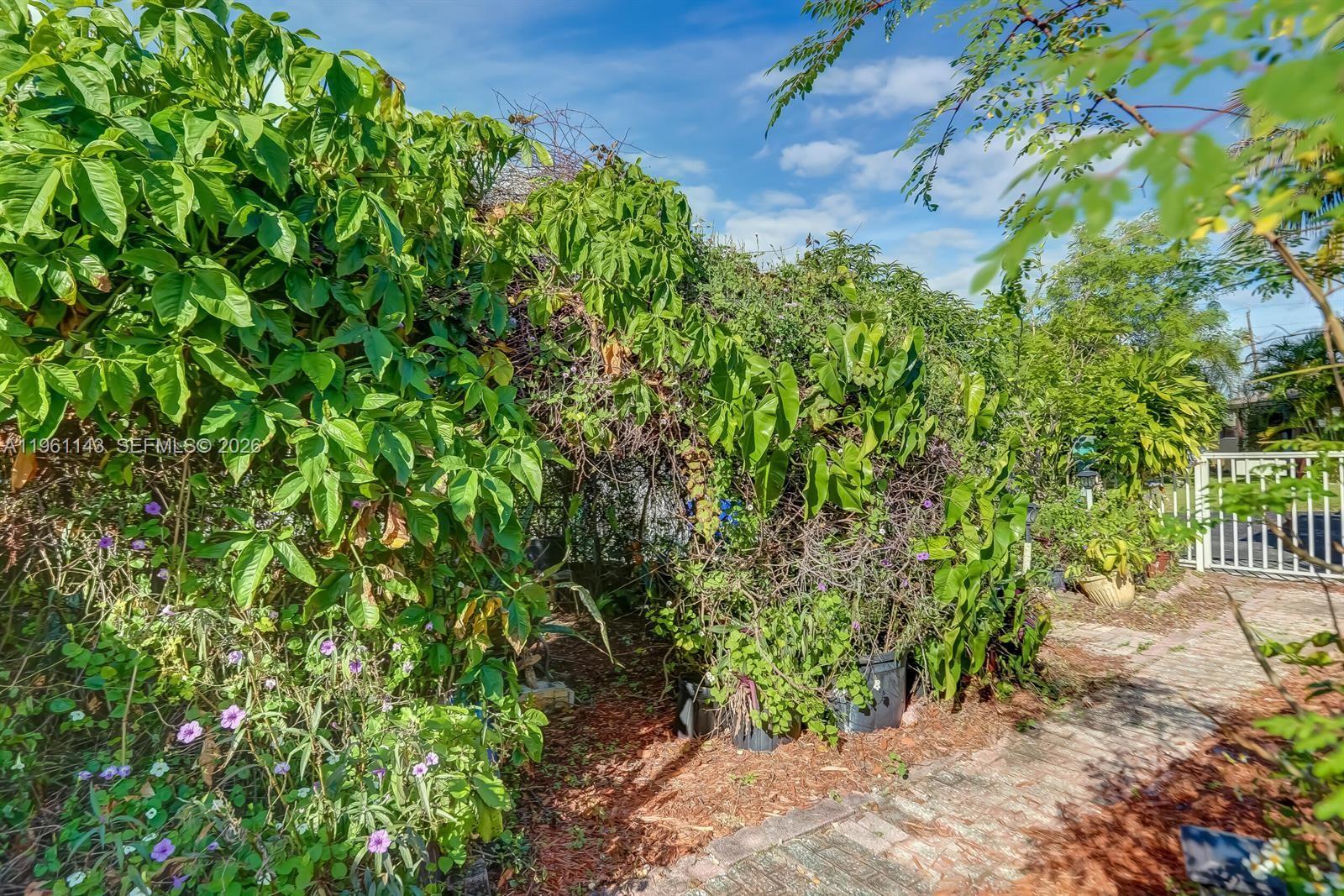 BROADVIEW PARK SEC 4 - Residential