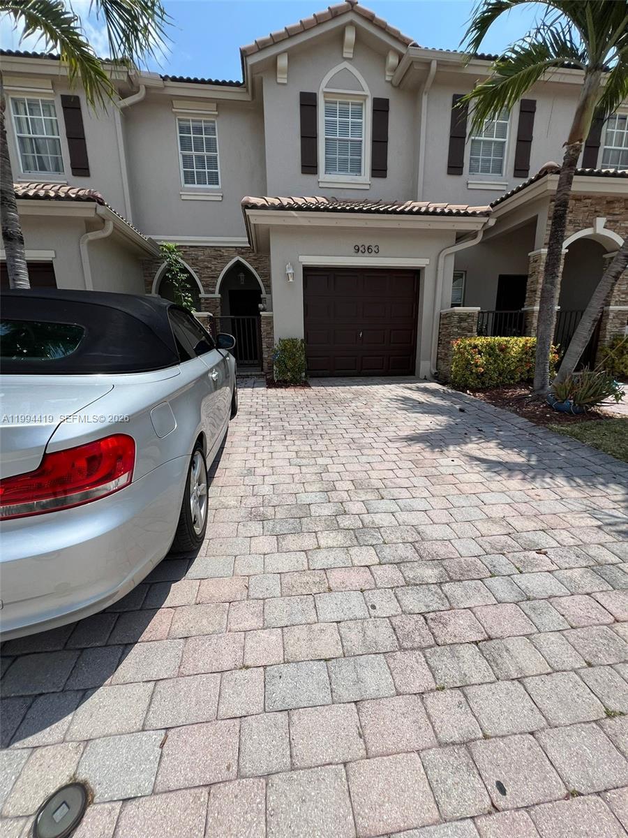 LAKES BY THE BAY CEE - Residential Lease