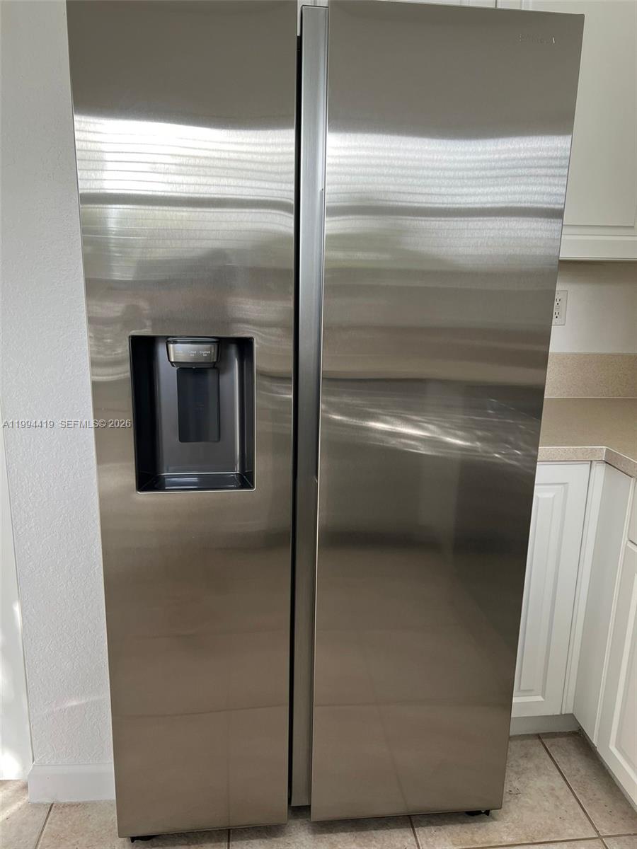 LAKES BY THE BAY CEE - Residential Lease