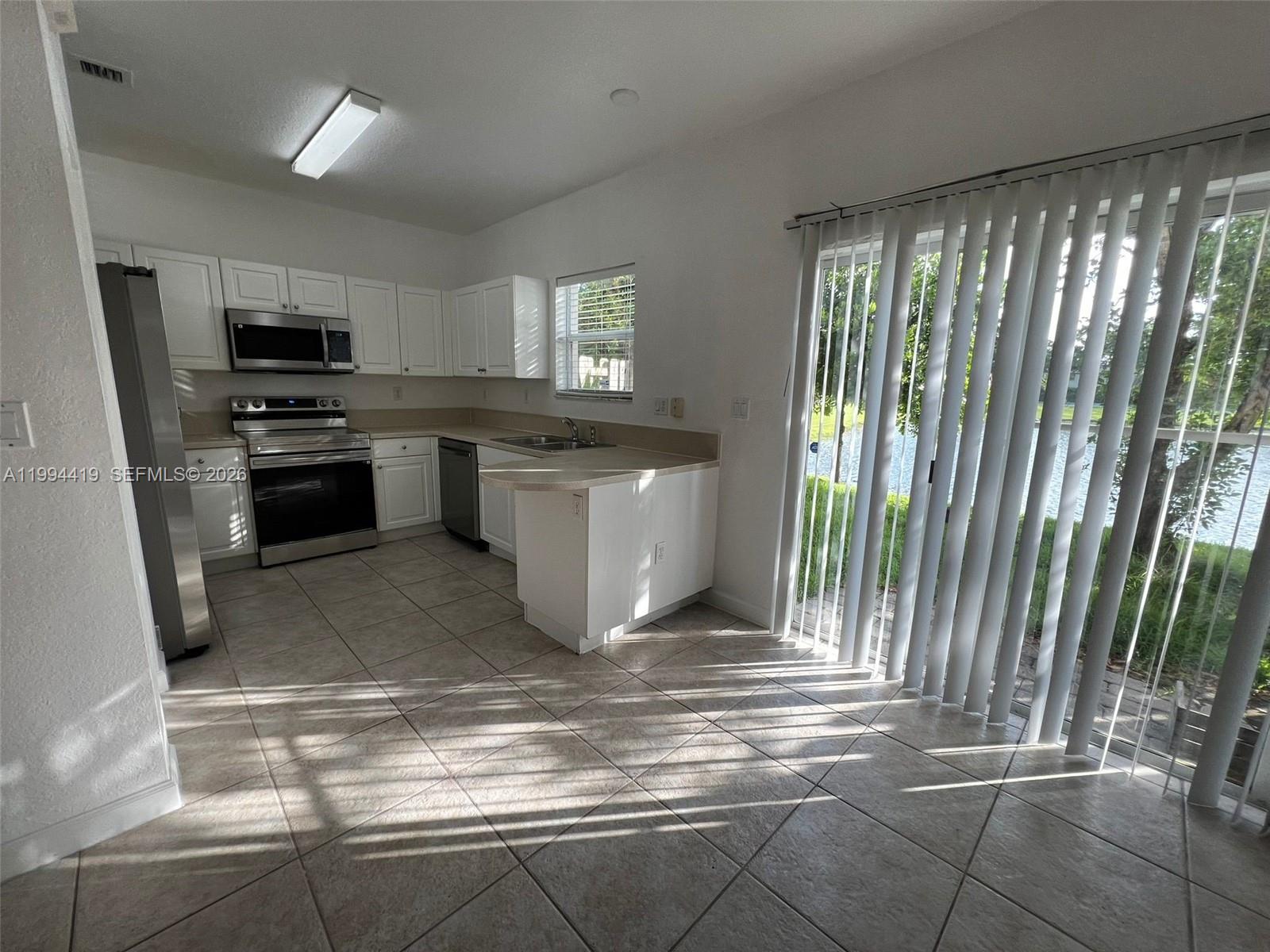 LAKES BY THE BAY CEE - Residential Lease