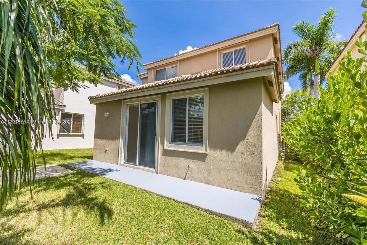 1028 Golden Cane Dr 1028