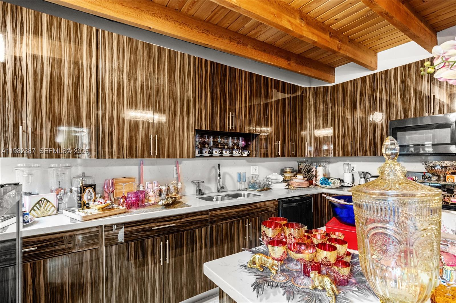 ROYALE GREEN SEC 1 - Residential