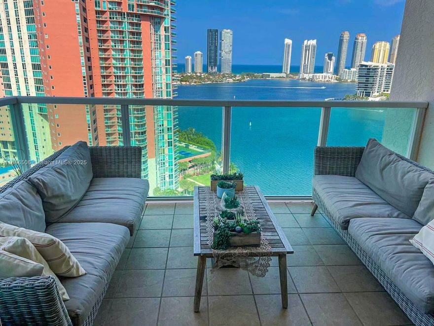 Amazing apartment with a fantastic view