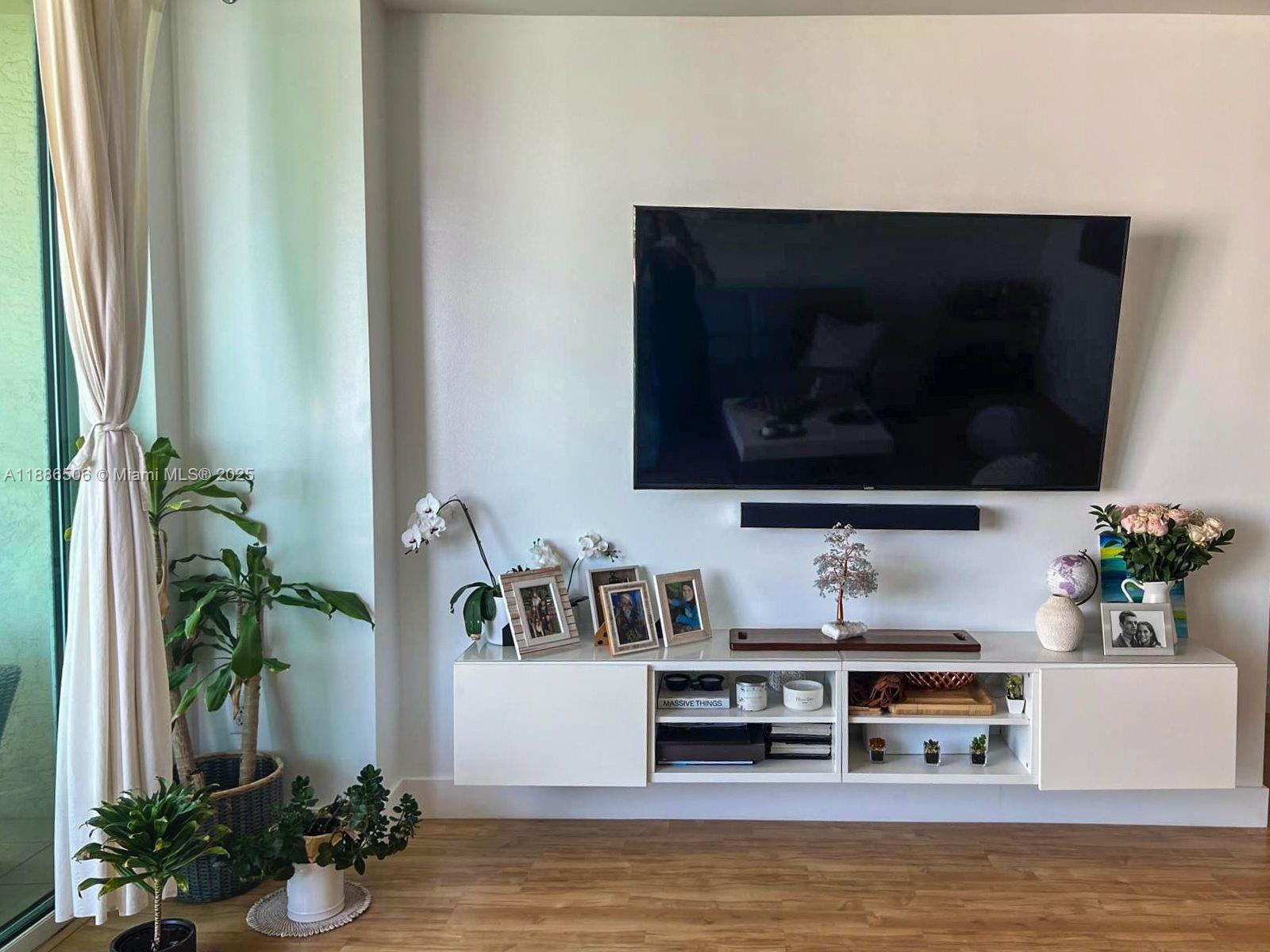 AVENTURA MARINA CONDO NUM - Residential Lease