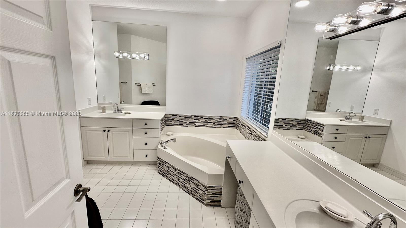 BARWICK RANCH - Residential