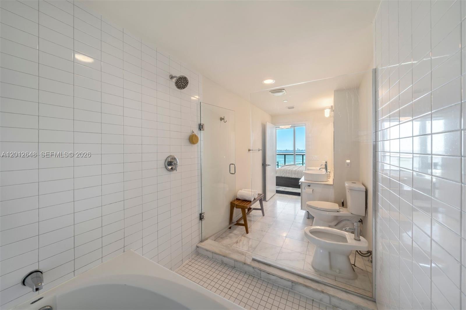 MARINABLUE CONDO - Residential Lease