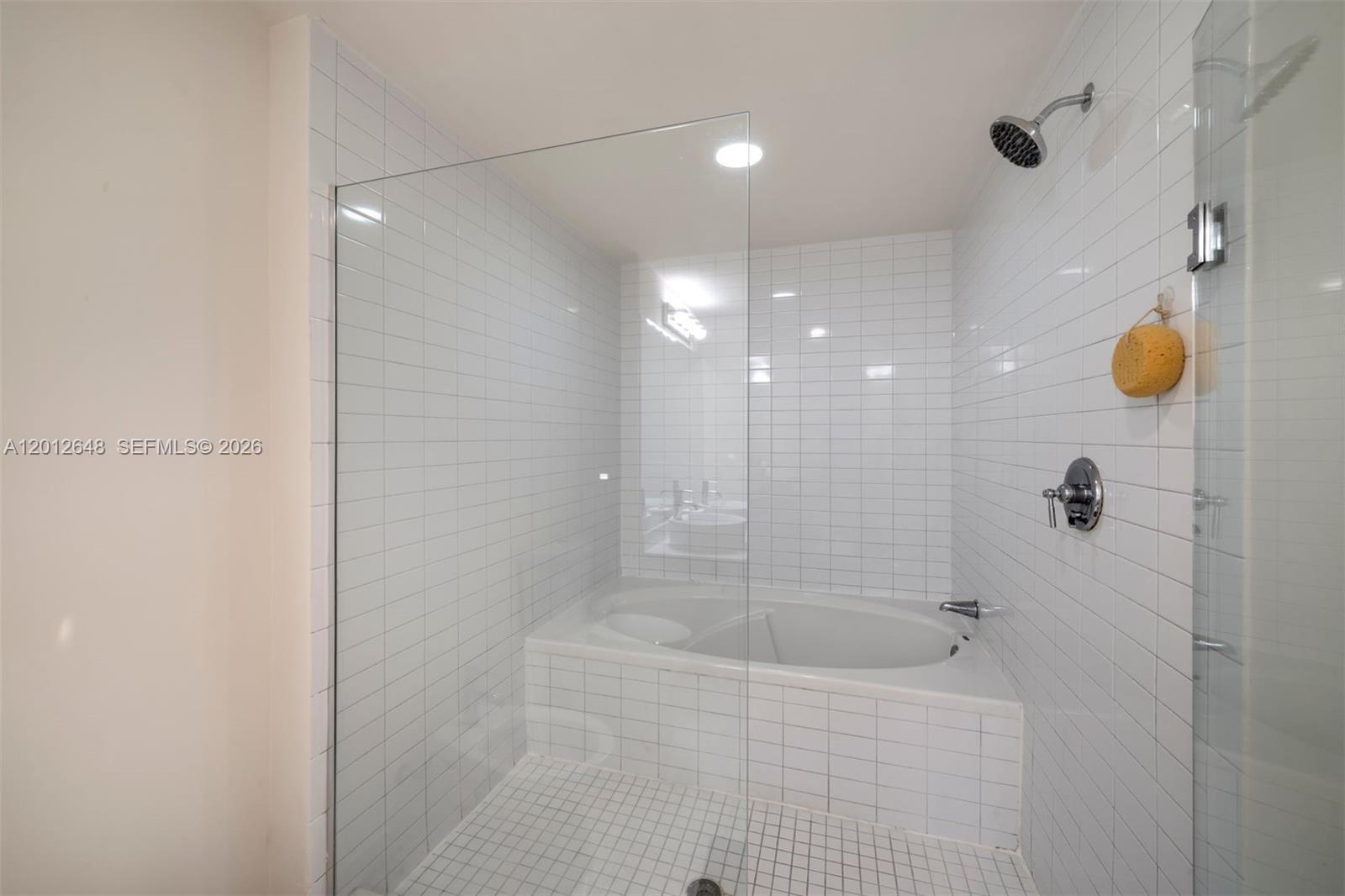 MARINABLUE CONDO - Residential Lease