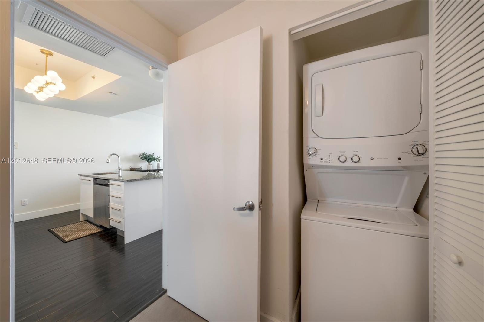 MARINABLUE CONDO - Residential Lease