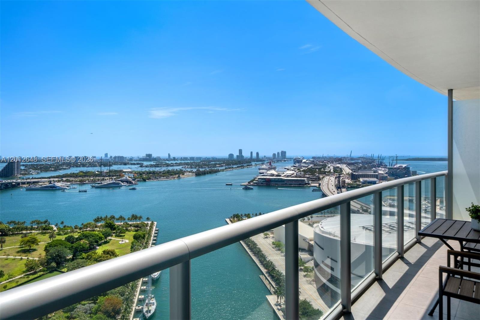 888 Biscayne Blvd 3111