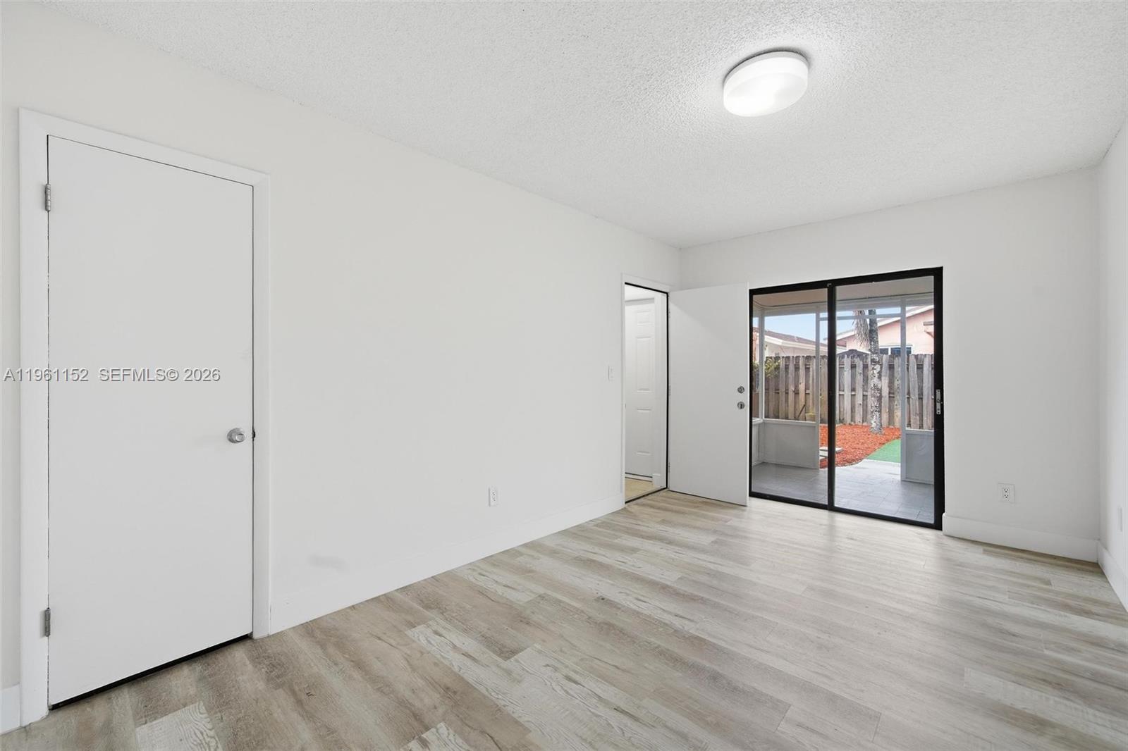 TWIN ROSE CONDO III 10/3 - Residential Lease