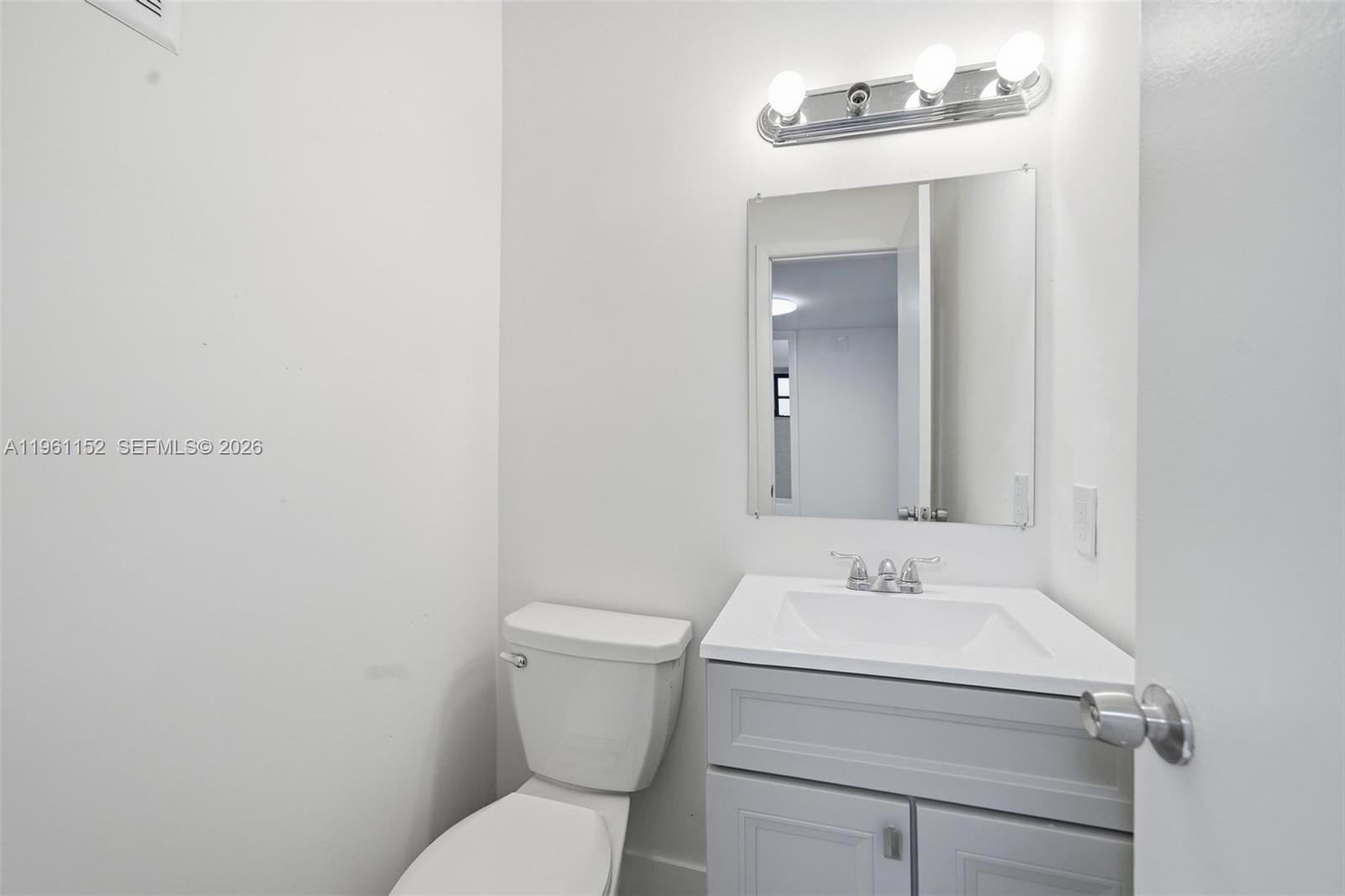 TWIN ROSE CONDO III 10/3 - Residential Lease