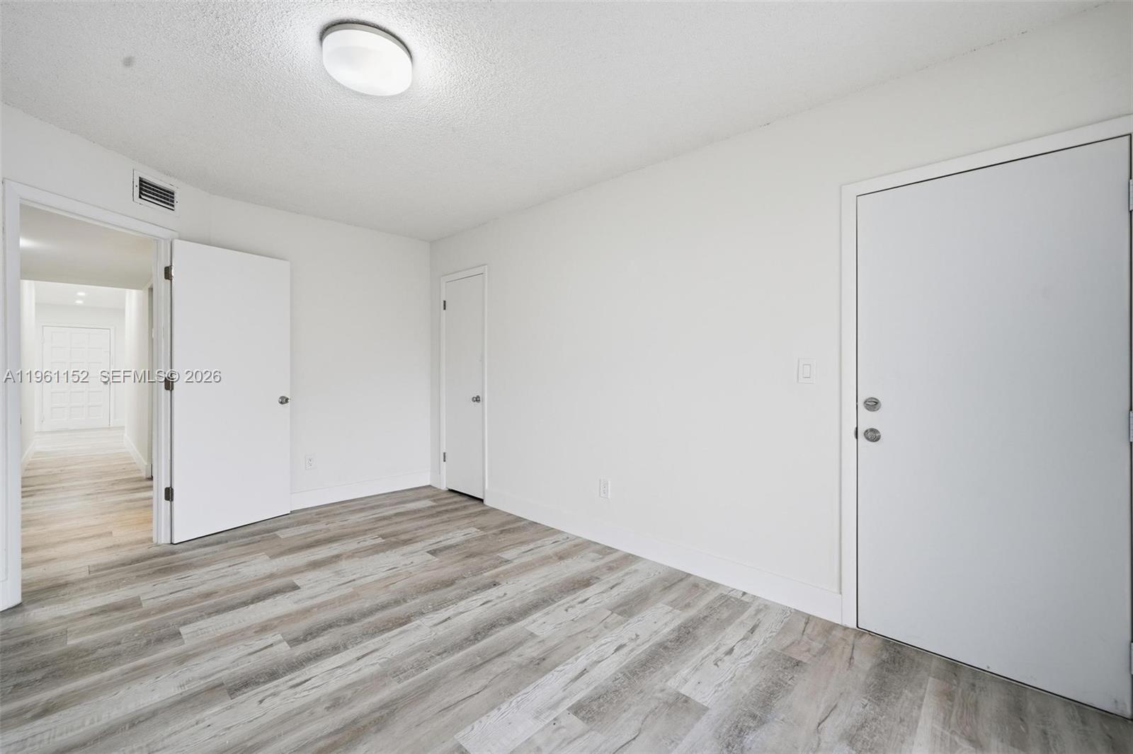 TWIN ROSE CONDO III 10/3 - Residential Lease