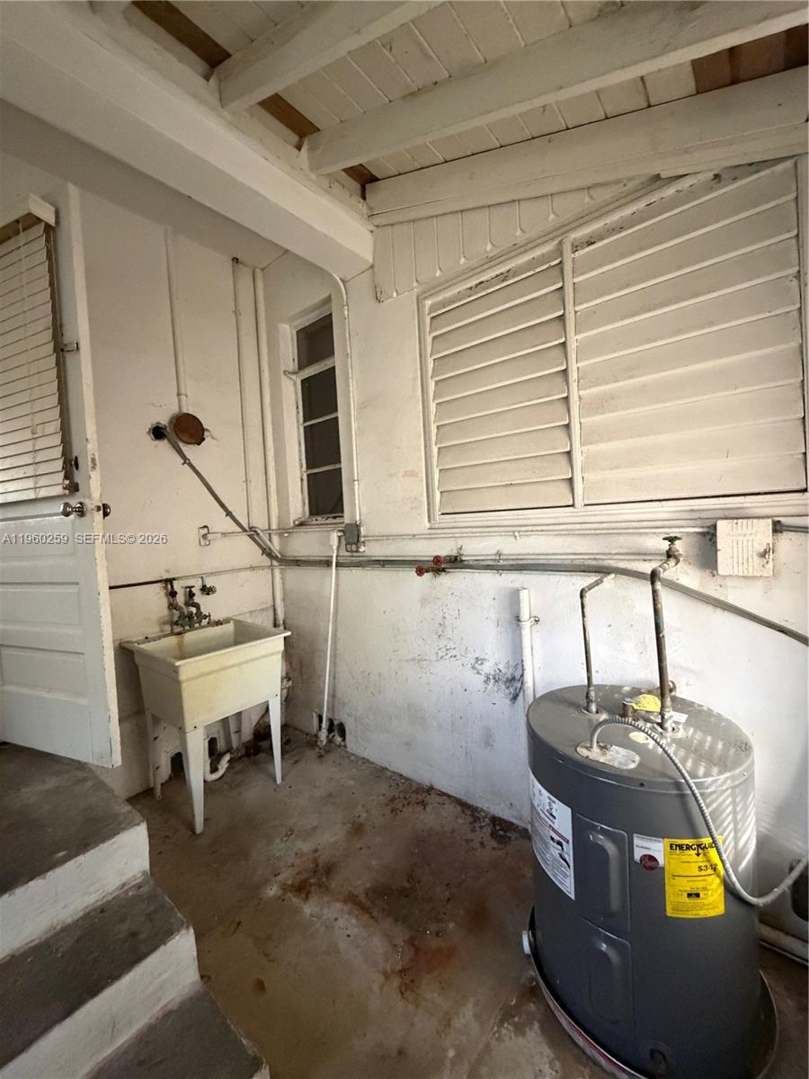 DURHAM VILLAGE - Residential