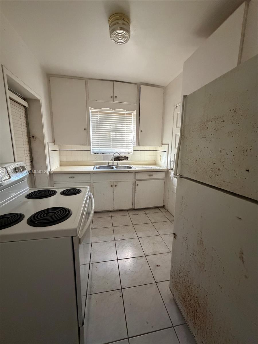 DURHAM VILLAGE - Residential