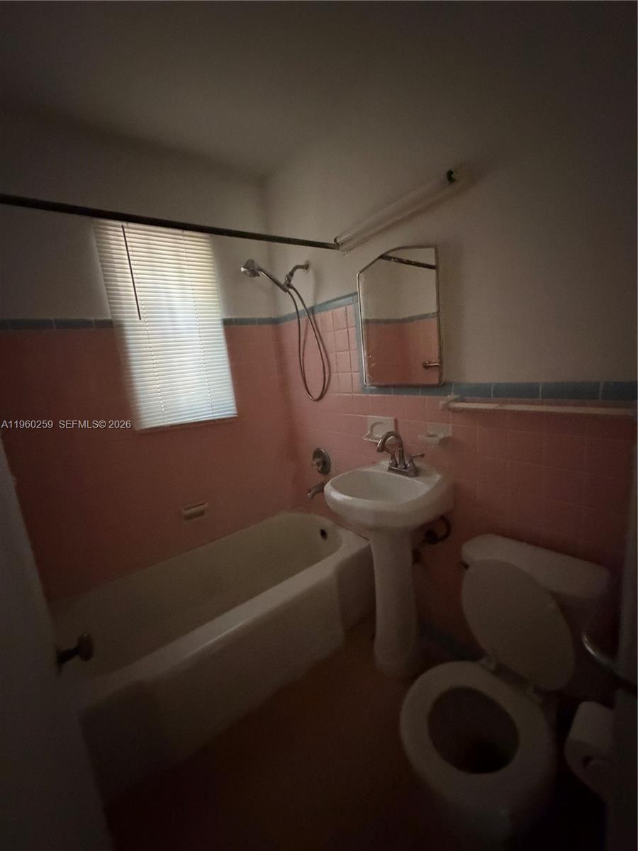 DURHAM VILLAGE - Residential