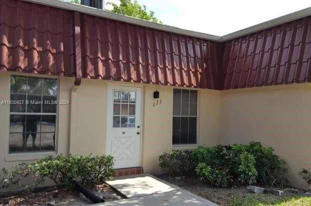 Great property at a show and sell price. 55+ community. Covered bridge is a very well maintained community great amenities and Club House. No rentals 1st year. Make Covered Bridge your home. This one won't last in the market.
