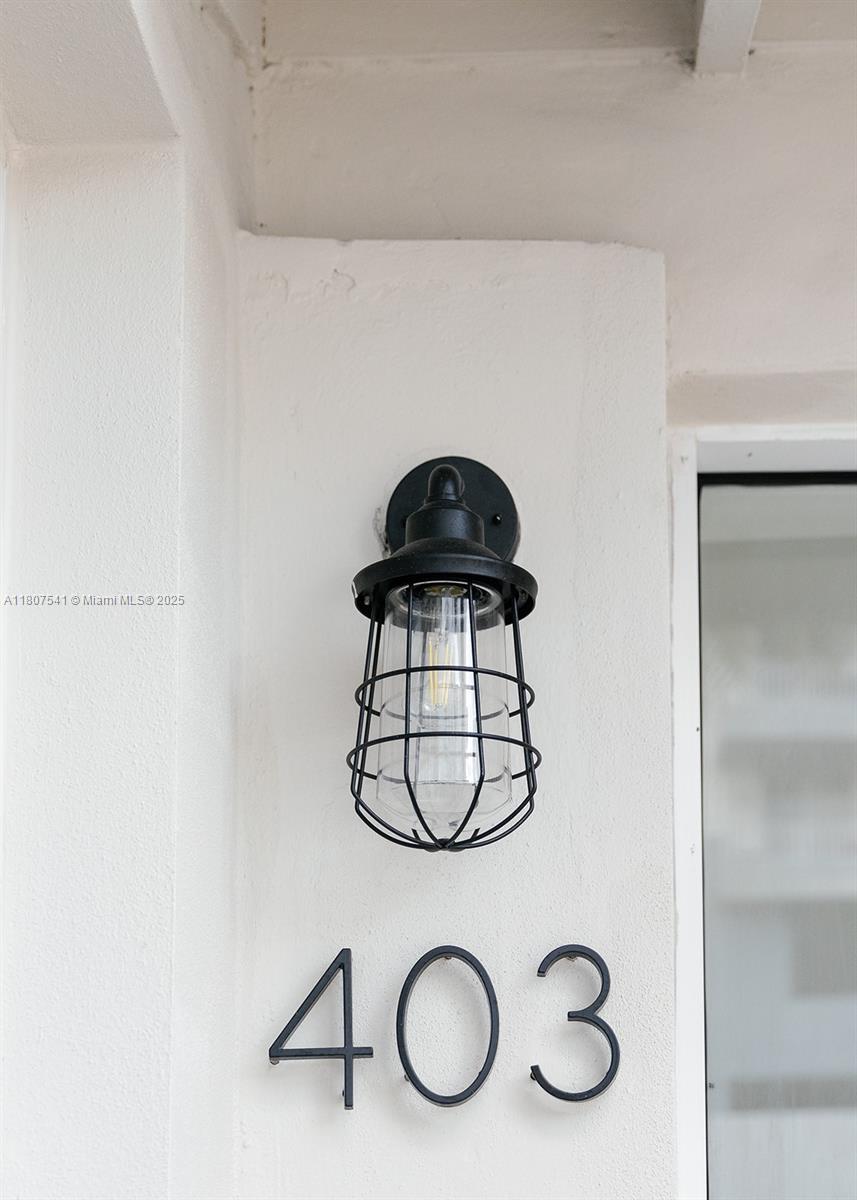 LAWRENCE ESTATES LAND CO - Residential Lease