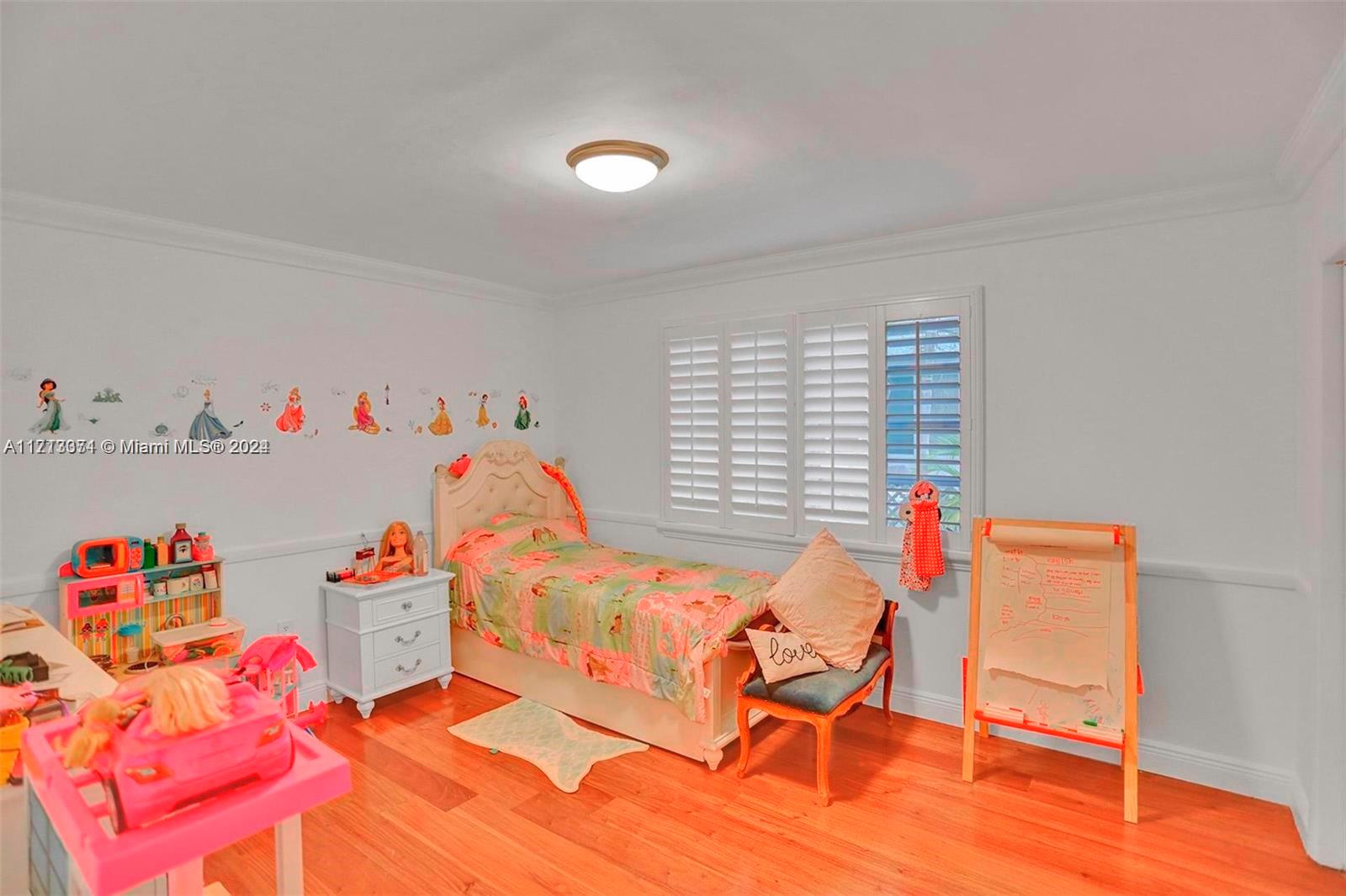 SAN SOUCI ESTATES - Residential Lease