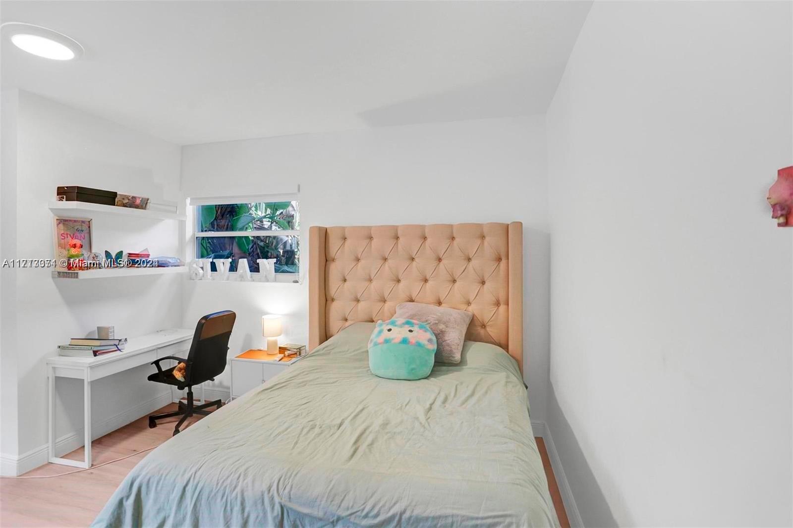 SAN SOUCI ESTATES - Residential Lease